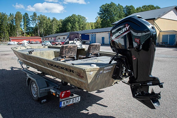 Tracker Grizzly 1754 SC Camo Mercury 80 hk 8 of 12
