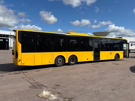 Buss Volvo 8900RLE 6X2 2 of 5