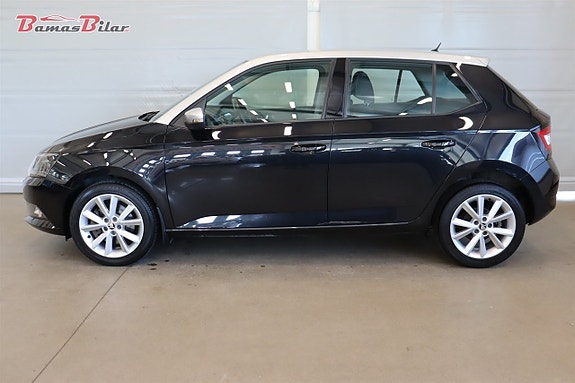 Skoda Fabia 2 of 17
