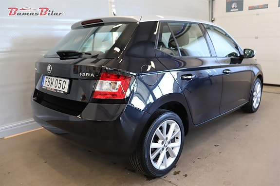 Skoda Fabia 5 of 17
