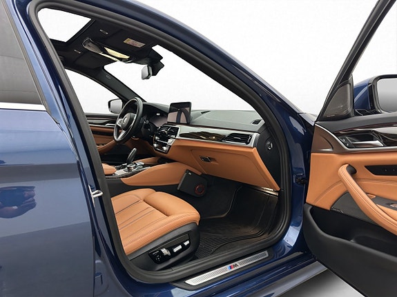BMW 540i 28 of 30