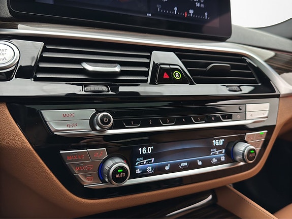 BMW 540i 25 of 30