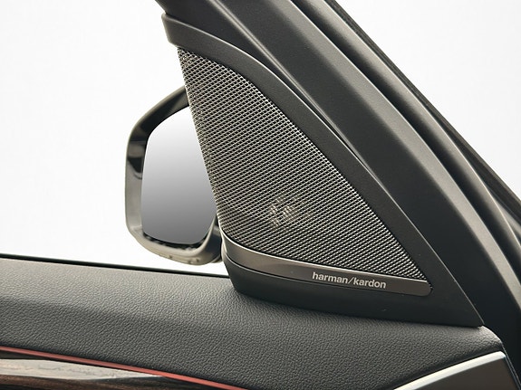 BMW 540i 15 of 30