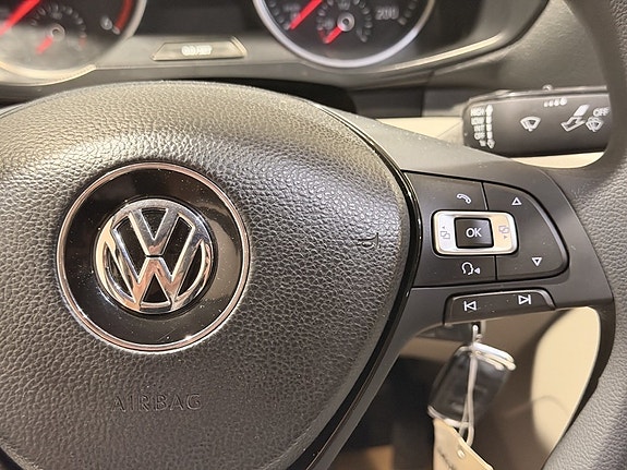 Volkswagen Crafter 13 of 18