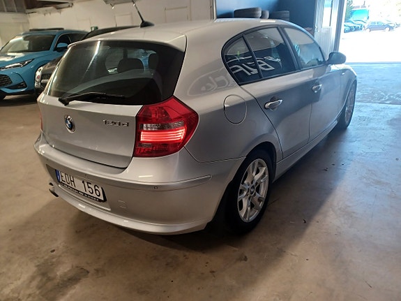 BMW 120d 7 of 16