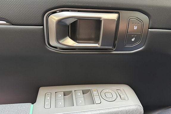 Kia EV4 17 of 22
