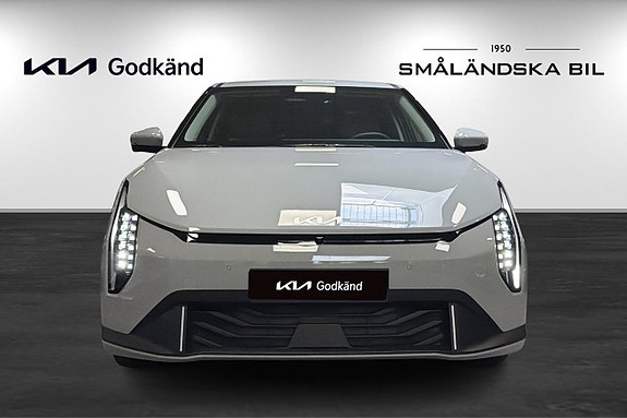 Kia EV4 2 of 22