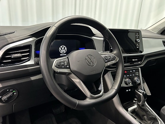 Volkswagen T-Roc 9 of 14