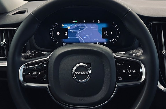 Volvo V60 Cross Country 12 of 12