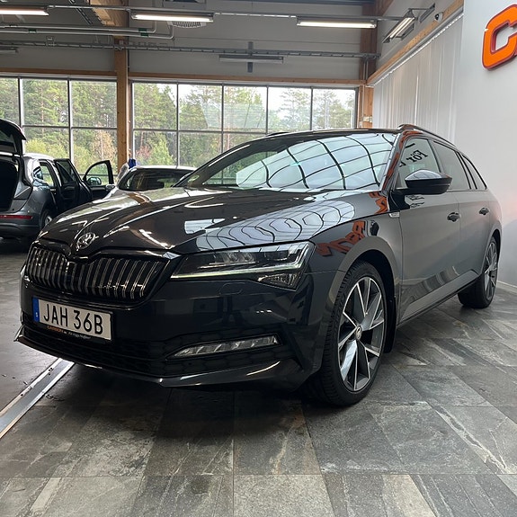 Skoda Superb 5 of 13