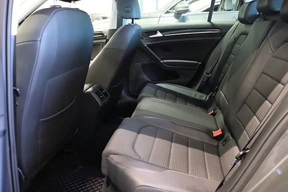 Volkswagen Golf I 11 of 28
