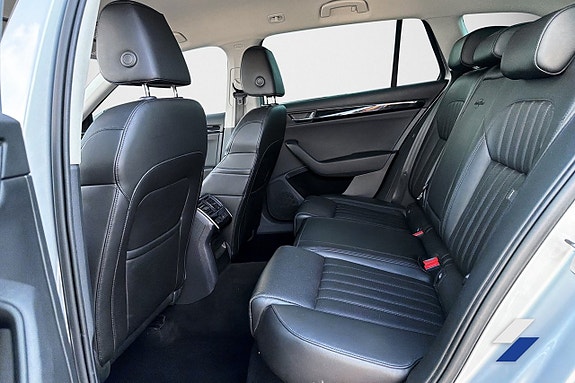Skoda Superb 6 of 8