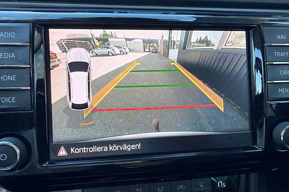 Skoda Superb 7 of 8