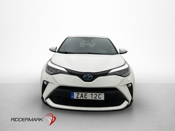 Toyota C-HR 2 of 30