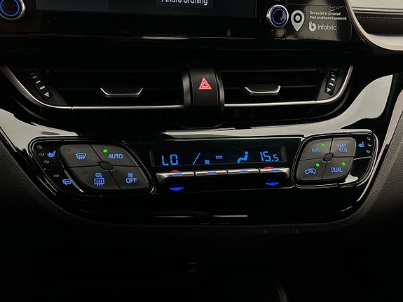 Toyota C-HR 22 of 30