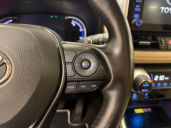 Toyota RAV4 17 of 18