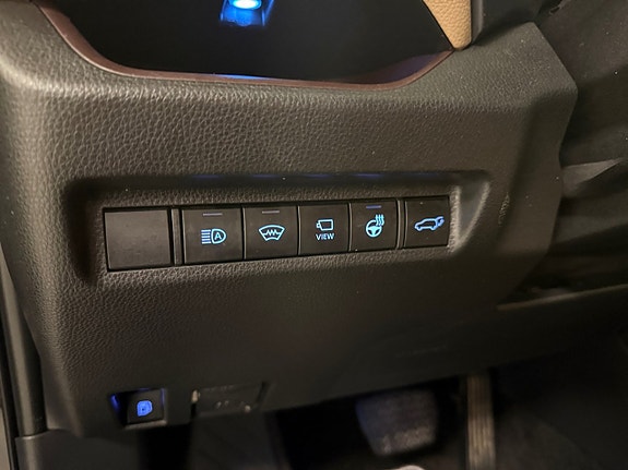 Toyota RAV4 16 of 18