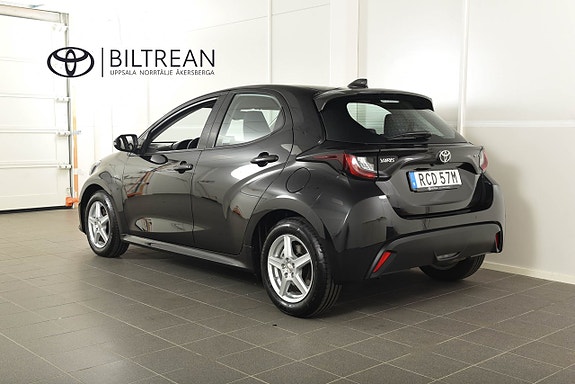 Toyota Yaris 3 of 15
