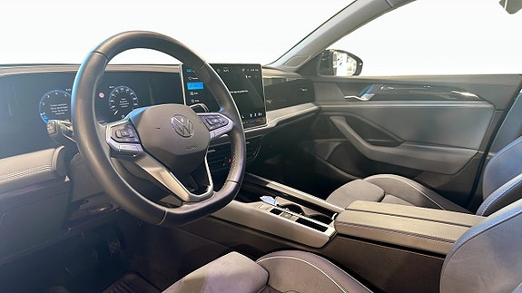 Volkswagen Passat 7 of 20