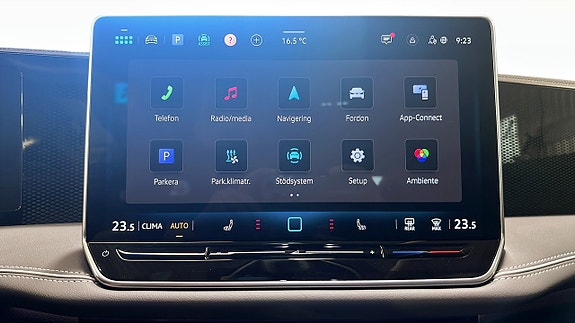 Volkswagen Passat 9 of 20