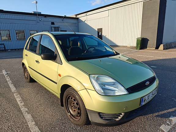 Ford Fiesta 3 of 10