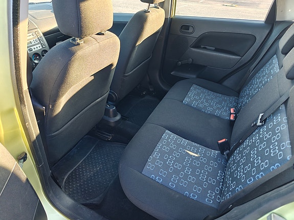Ford Fiesta 9 of 10