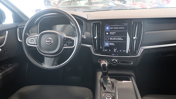 Volvo V90 11 of 20