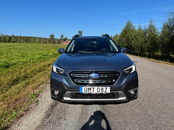 Subaru Outback 2 of 26