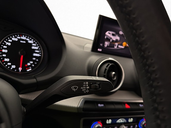 Audi Q2 17 of 29