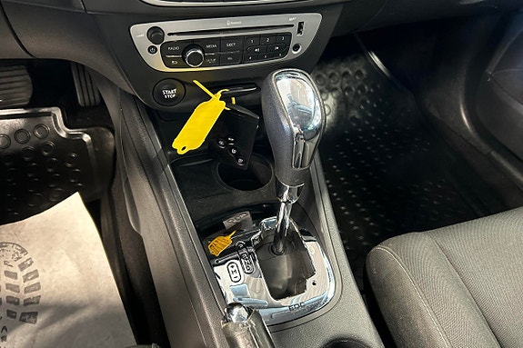 Renault Megane 12 of 14