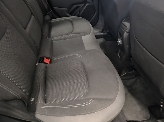 Jeep Renegade 9 of 10