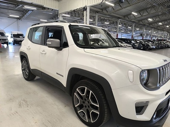 Jeep Renegade 3 of 10