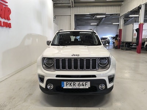 Jeep Renegade 2 of 10