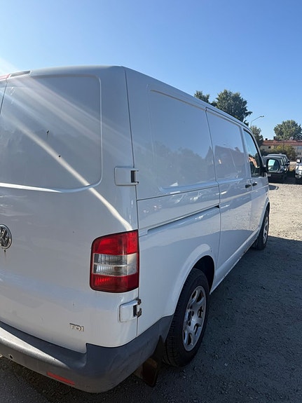 Volkswagen Transporter 4 of 7