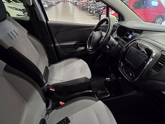 Renault Captur 4 of 10