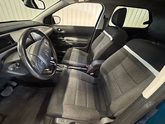 Citroen C4 Cactus 10 of 16