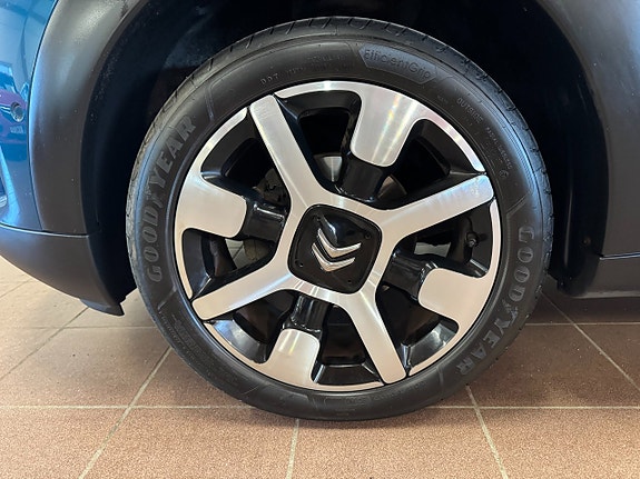 Citroen C4 Cactus 12 of 16