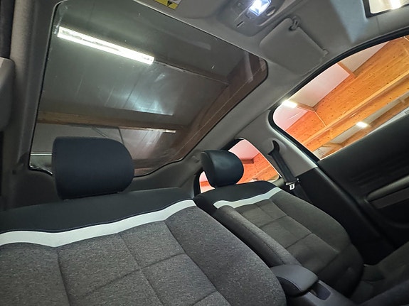 Citroen C4 Cactus 9 of 16