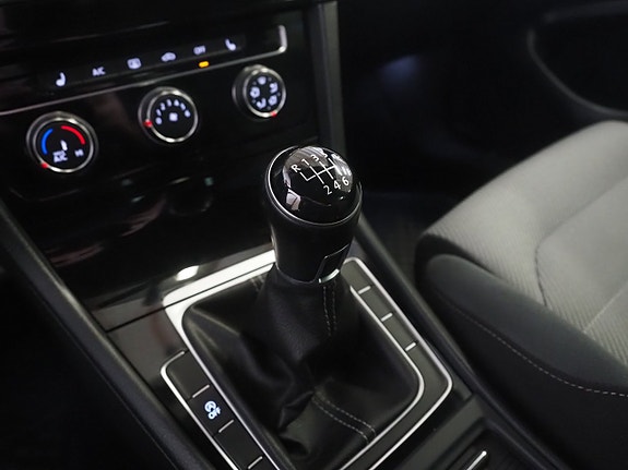 Volkswagen Golf I 17 of 21