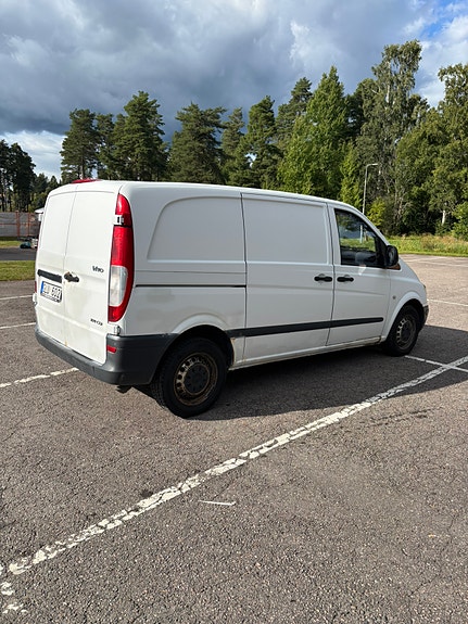 Mercedes-Benz Vito 109 4 of 4
