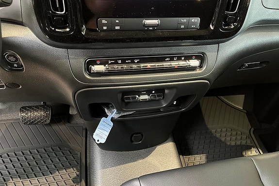 Mercedes-Benz Vito 119 12 of 15