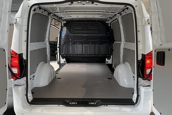 Mercedes-Benz Vito 119 14 of 15