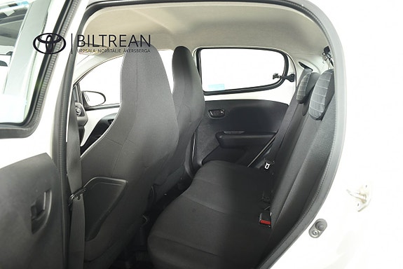 Peugeot 108 8 of 16