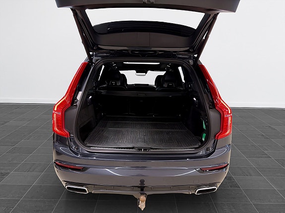 Volvo XC90 22 of 23