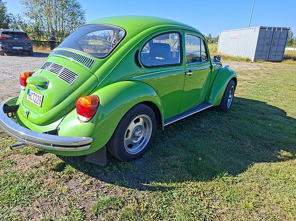 Volkswagen 1303 6 of 13