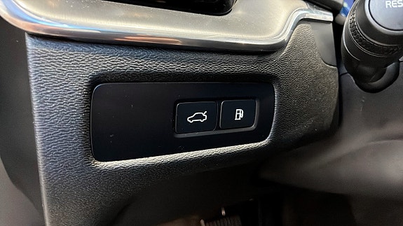 Volvo XC60 15 of 18