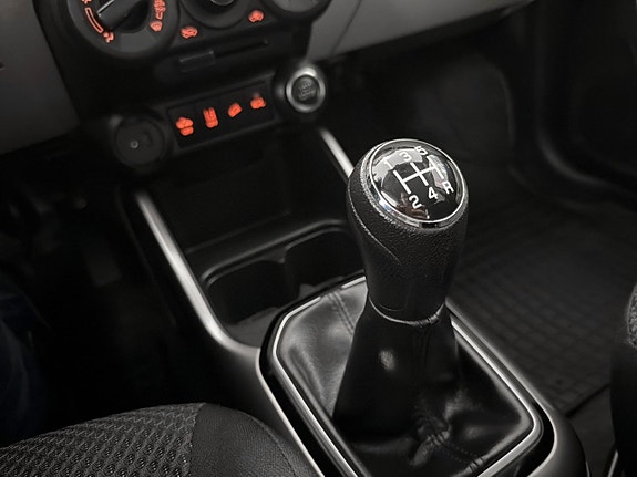Suzuki Ignis 15 of 16
