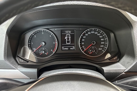 Volkswagen Amarok 13 of 15