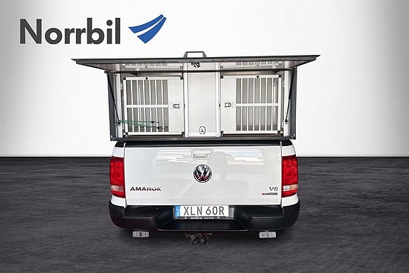 Volkswagen Amarok 8 of 15