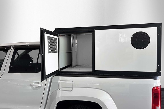 Volkswagen Amarok 6 of 15